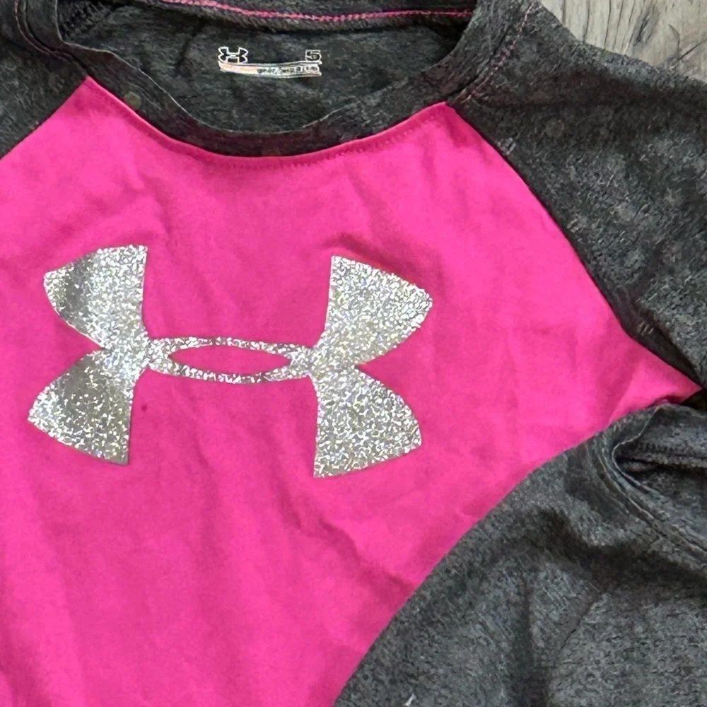 Under Armour Girls‎ Long Sleeve Tees - Pink and Gray Sz Y5